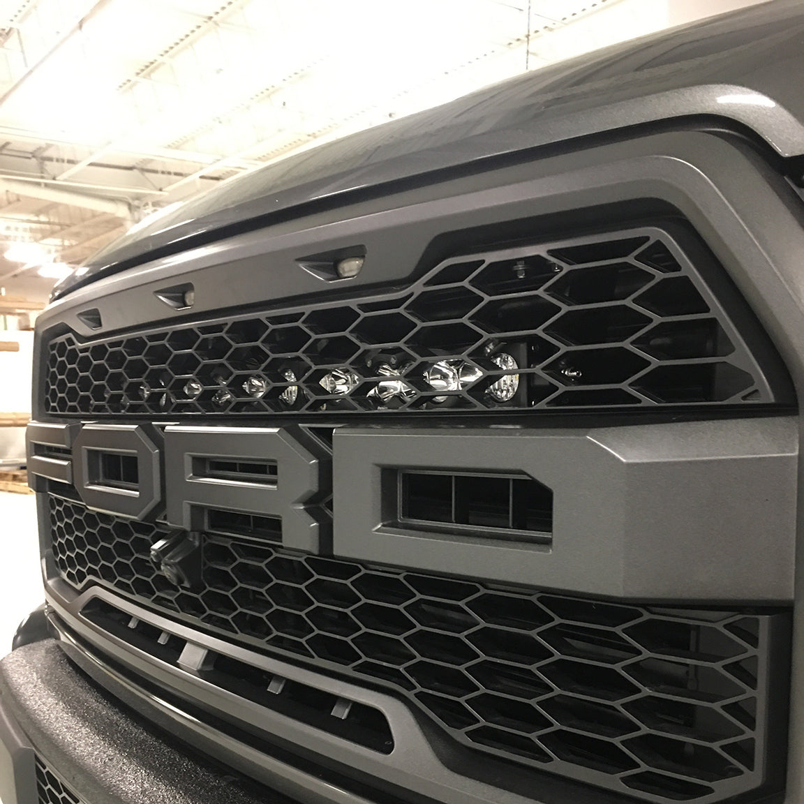 Ford S8 30 Inch Grille Upper Light Bar Kit - Ford 2017-20 F-150; NOTE: Raptor