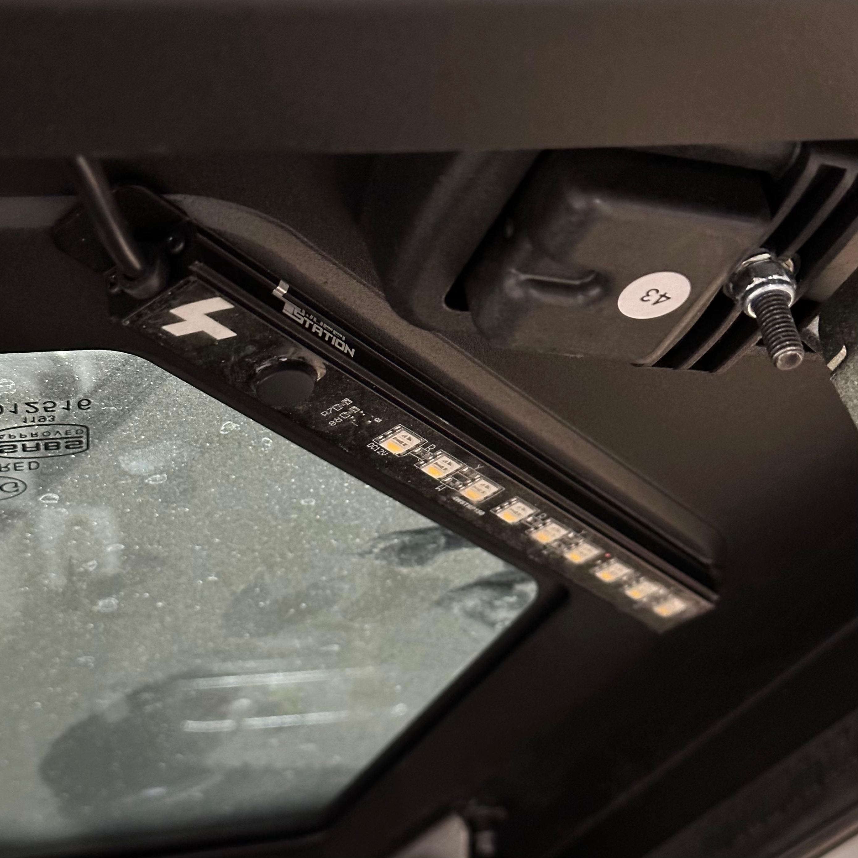 Triple Color LED Light