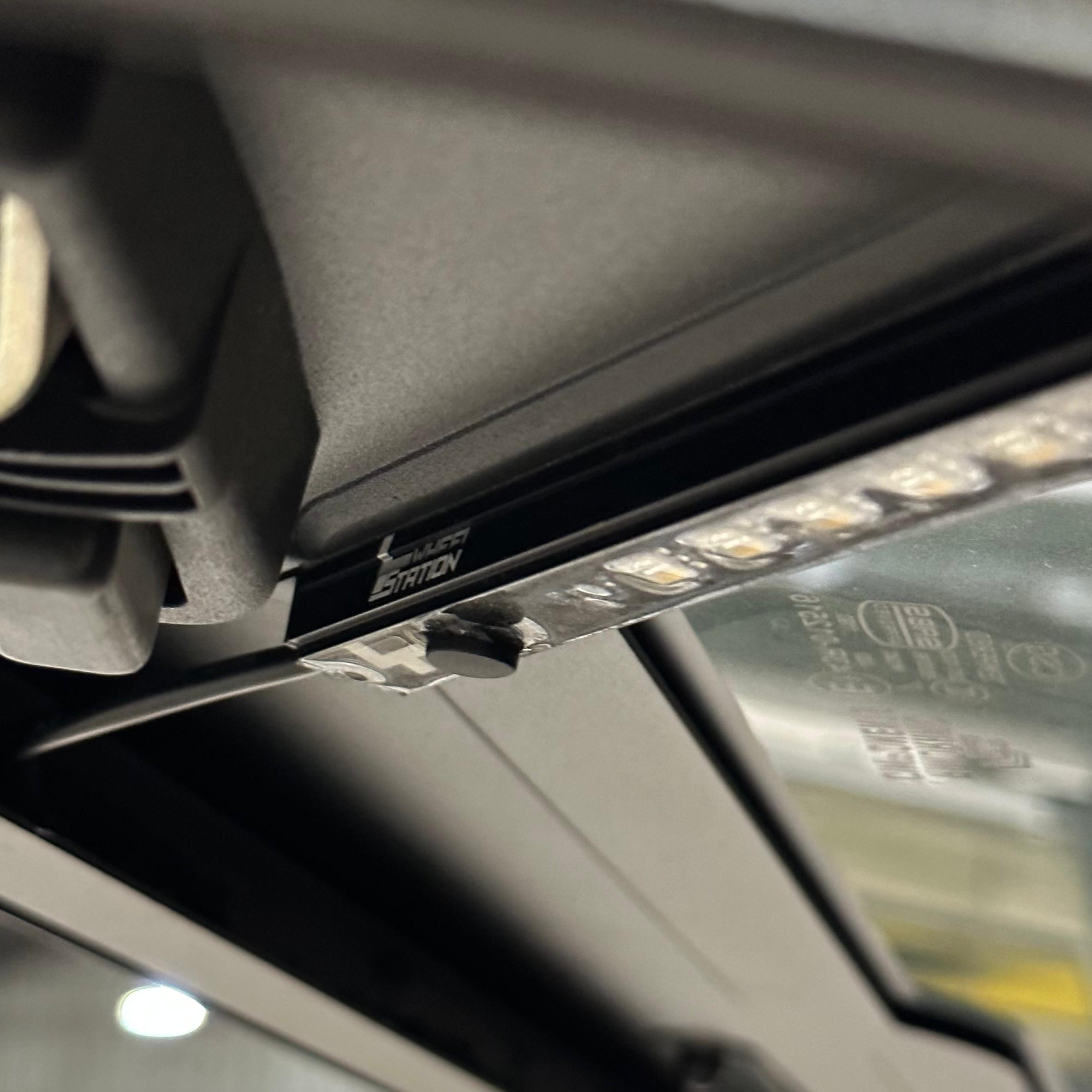 Triple Color LED Light