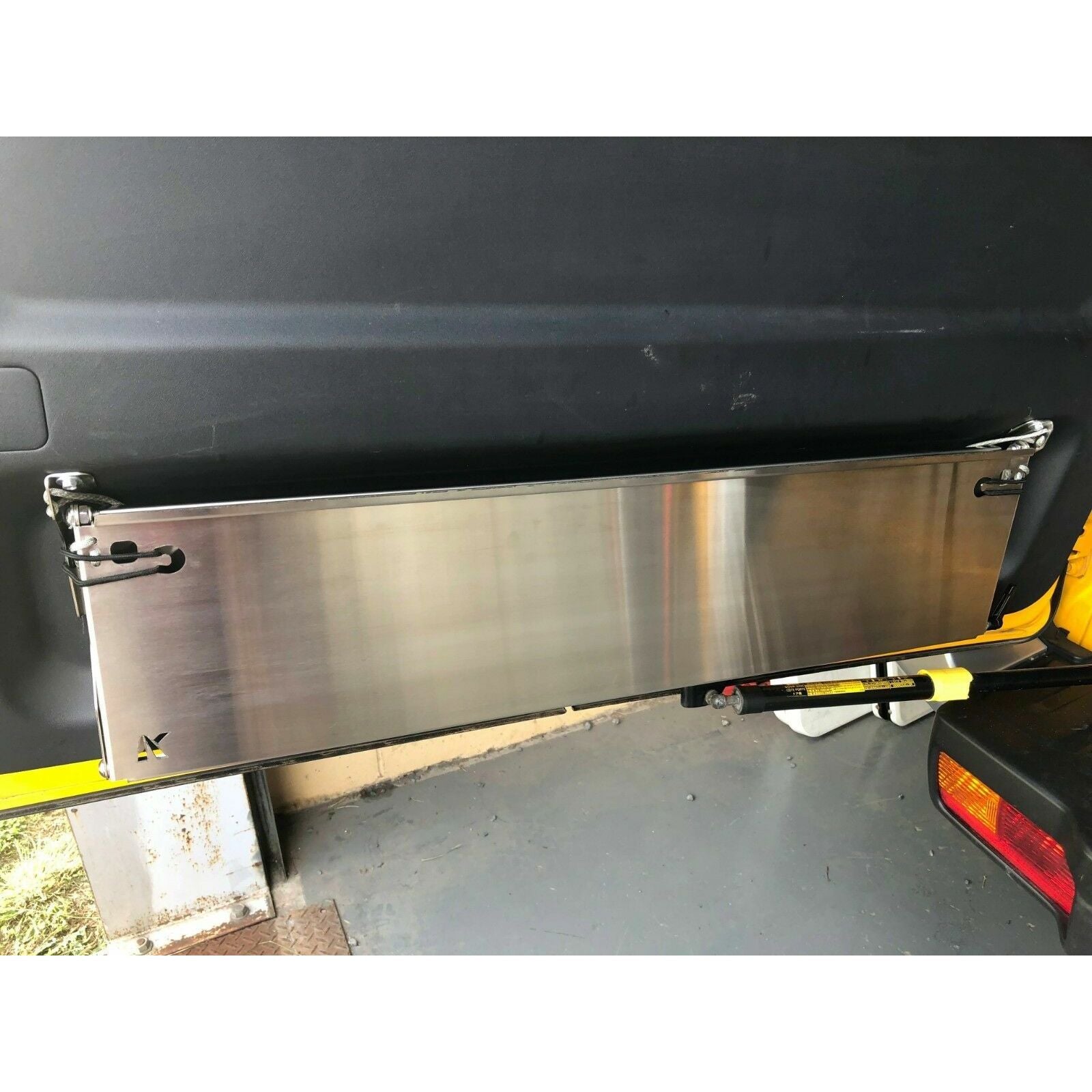 Rear Door Drop Down Table to suit Toyota FJ Cruiser