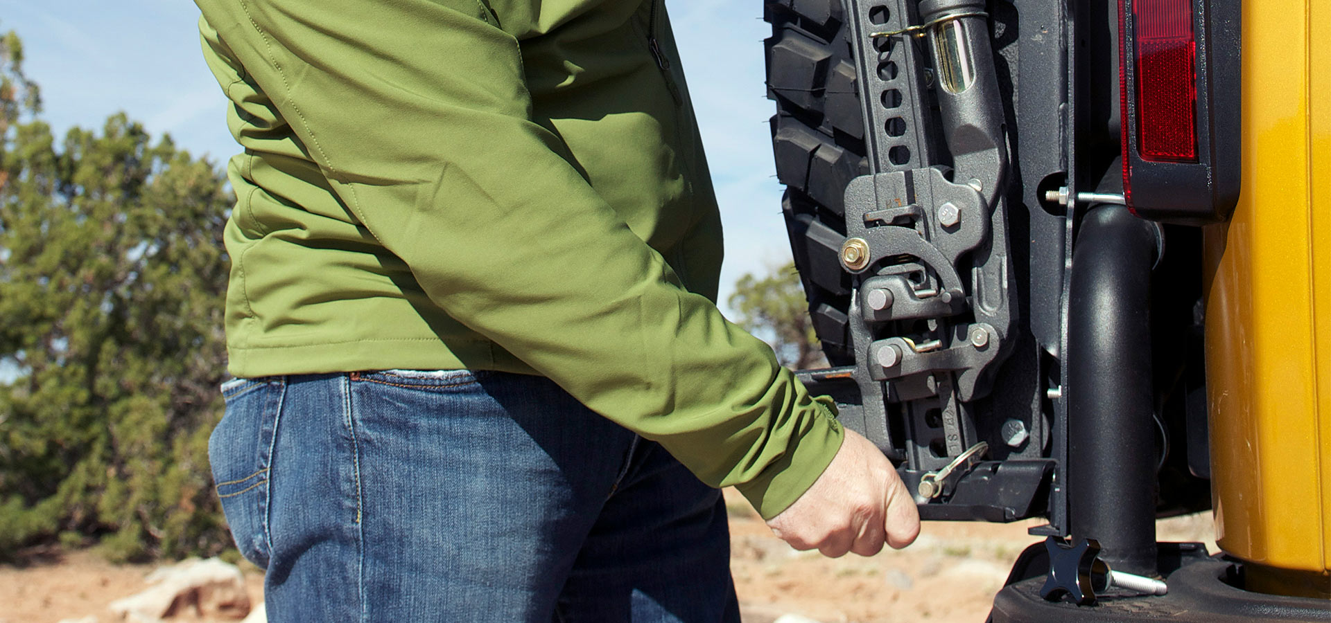 حامل رفع عالي / حامل سحب من AEV JK