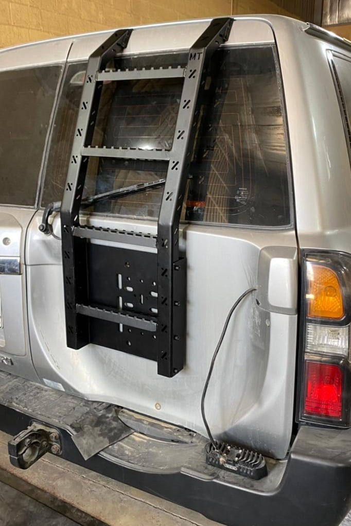 Nissan Y61 Ladder