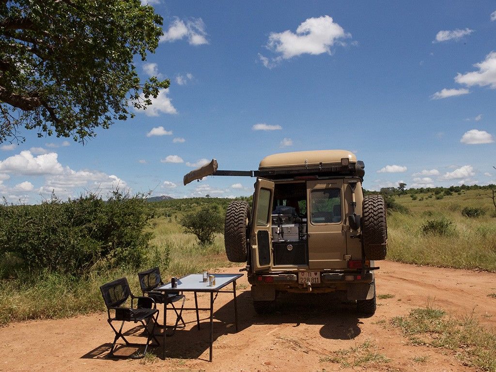 MOVABLE AWNING ARM