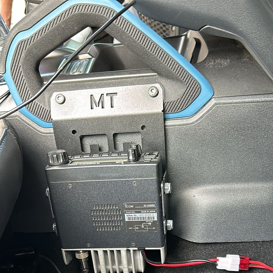 Bronco Icom Mount